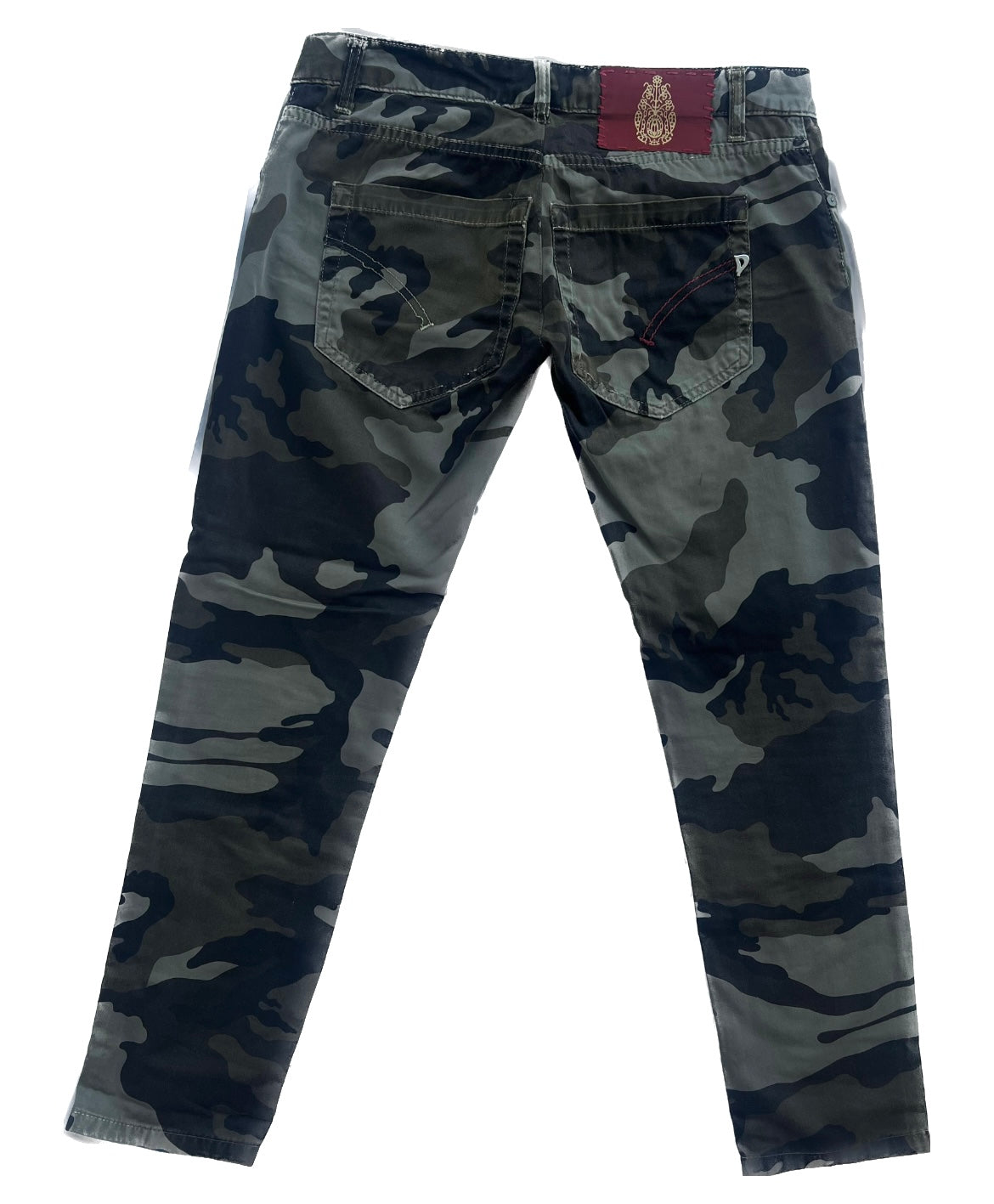 Pantaloni militari